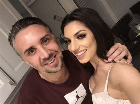 Story by Becca Monaghan • 7mo. Pornstar Angela White was reportedly rushed to hospital following an X-rated scene with Keiran Lee. During a chat on the Pillow Talk podcast, Lee recalled the ...